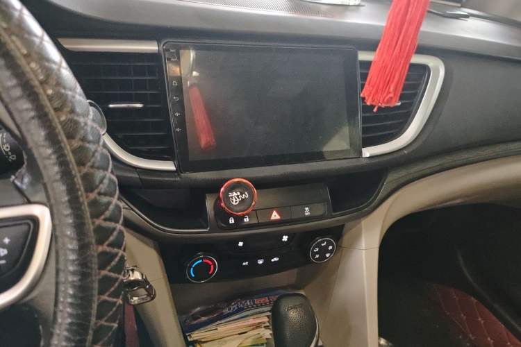 Used Buick GT 2018 15T Dual-Clutch Elite Model China V Standard Audio And AC Panel