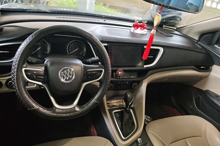 Used Buick GT 2018 15T Dual-Clutch Elite Model China V Standard Center Console