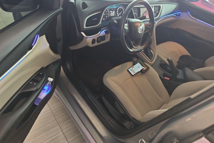 Used Buick GT 2018 15T Dual-Clutch Advanced Model China V Standard Driver Seat