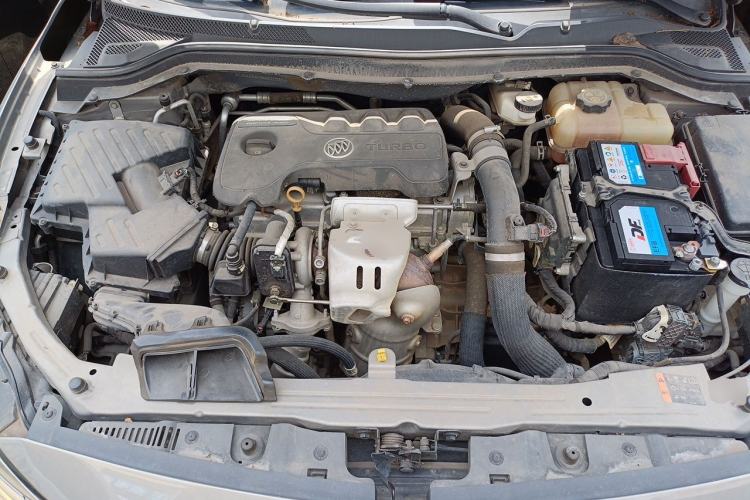 Used Buick GT 2018 18T Automatic Elite Model Engine Bay
