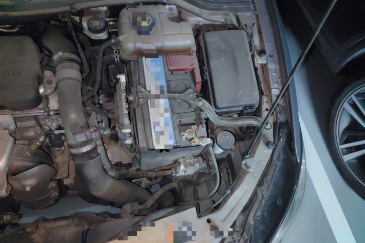 Used Buick GT 2018 18T Automatic Flagship Model Engine Bay Left