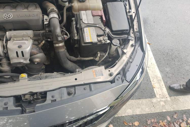 Used Buick GT 2018 18T Automatic Flagship Model Engine Bay Left