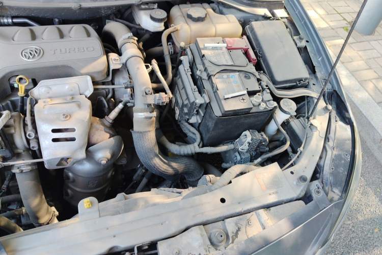 Used Buick GT 2018 15T Dual-Clutch Elite Model China V Standard Engine Bay Left