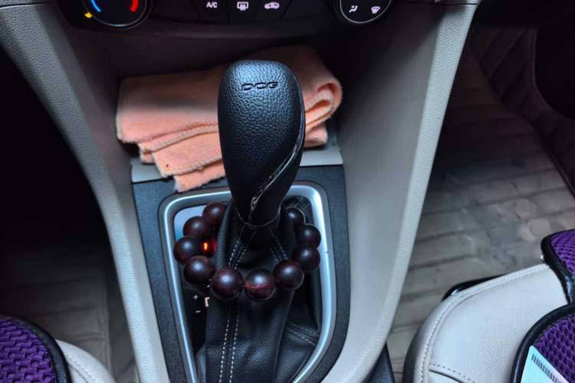Used Buick GT 2018 15T Dual-Clutch Elite Model China V Standard Gear Lever