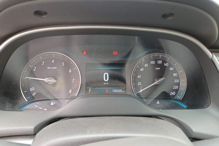 Used Buick GT 2018 18T Automatic Elite Model Instrument Cluster