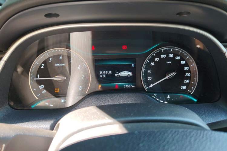 Used Buick GT 2018 15T Dual-Clutch Elite Model China V Standard Instrument Cluster