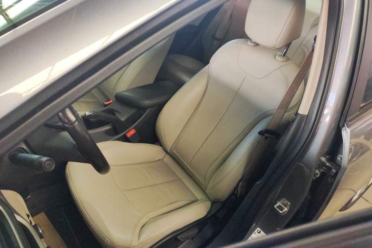 Used Buick GT 2018 15T Dual-Clutch Elite Model China V Standard Left Front Seat