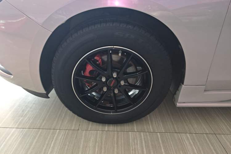 Used Buick GT 2018 15T Dual-Clutch Advanced Model China V Standard Left Front Wheel Hub