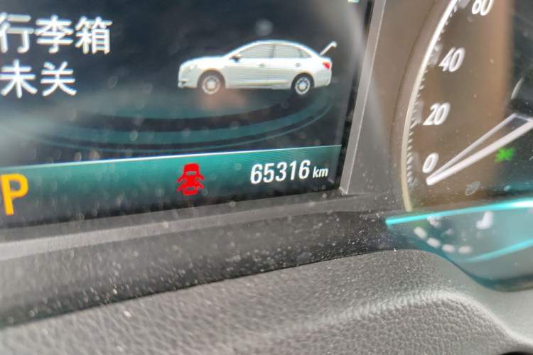 Used Buick GT 2018 18T Automatic Flagship Model Odometer Close Up