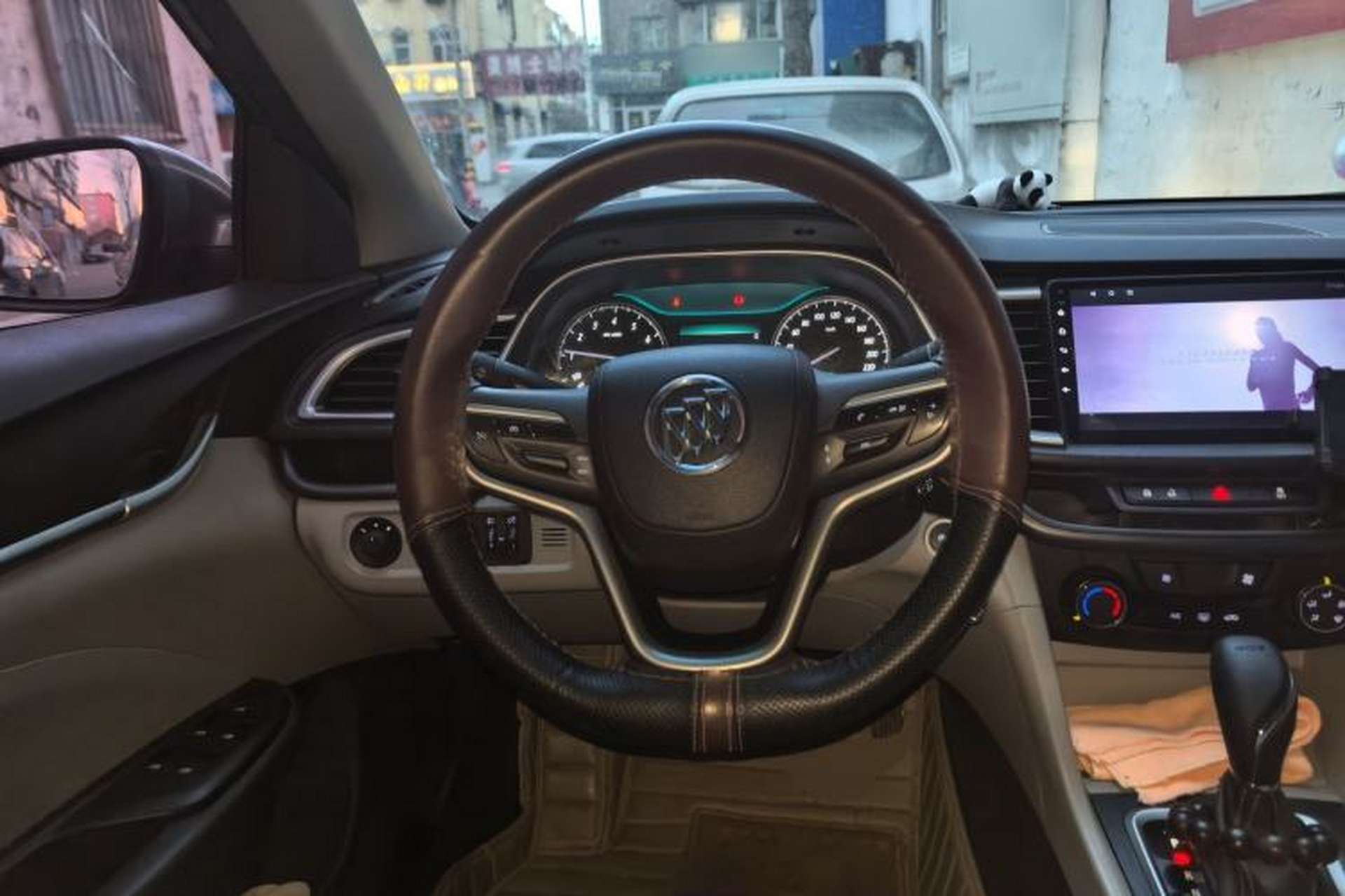 Used Buick GT 2018 15T Dual-Clutch Elite Model China V Standard Steering Wheel