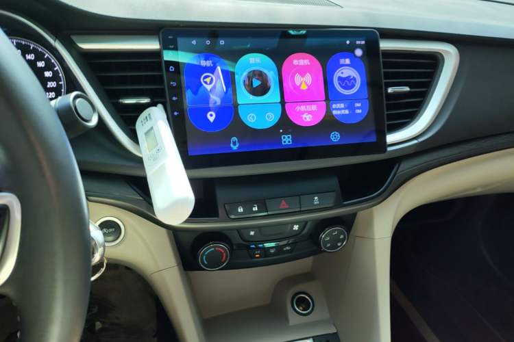 Used Buick GT 2018 15T Manual Elite Version China V Standard Audio And AC Panel