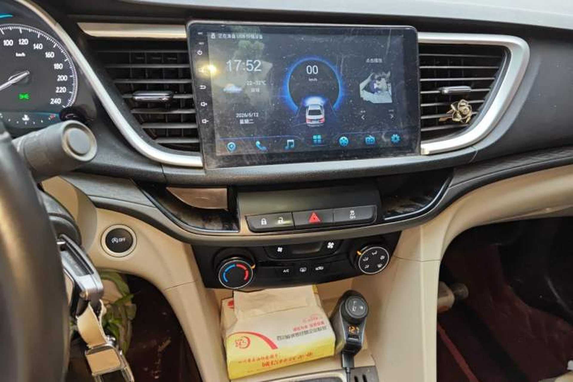 Used Buick GT 2018 15T Manual Elite Version China V Standard Audio And AC Panel