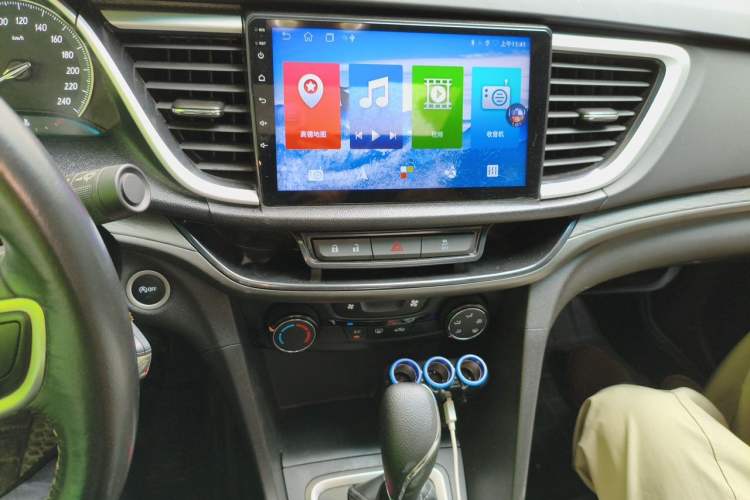 Used Buick GT 2018 18T Automatic Elite Model Audio And AC Panel