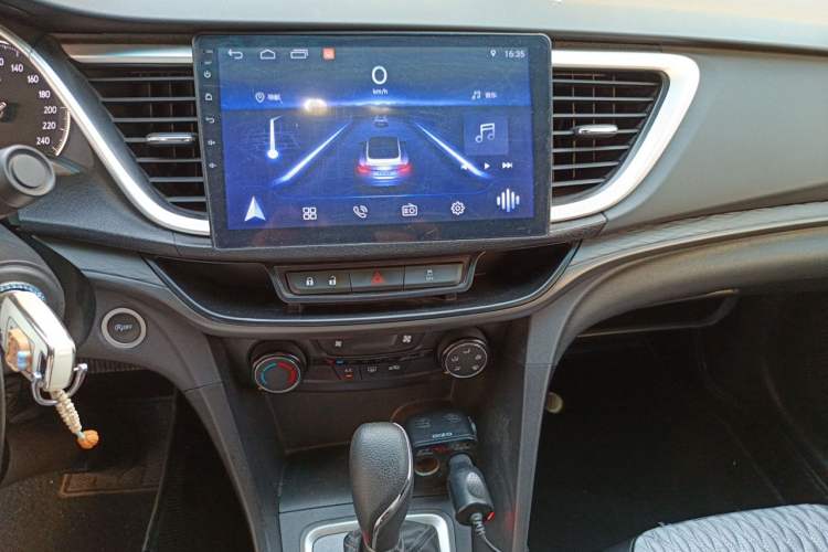 Used Buick GT 2018 18T Automatic Elite Model Audio And AC Panel