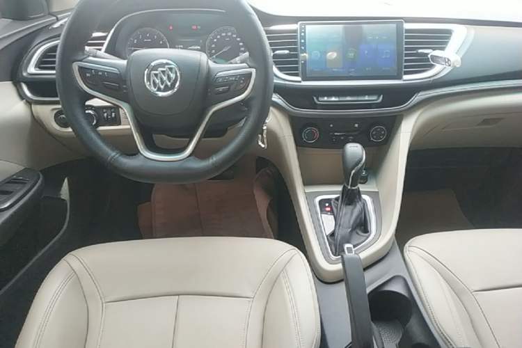 Used Buick GT 2018 15T Dual-Clutch Elite Model China V Standard Audio And AC Panel