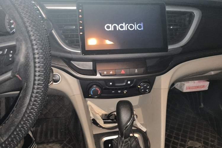Used Buick GT 2018 15T Dual-Clutch Advanced Model China V Standard Audio And AC Panel