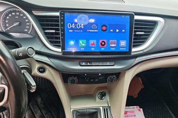 Used Buick GT 2018 15T Manual Elite Version China V Standard Audio And AC Panel