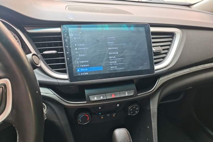 Used Buick GT 2018 18T Automatic Elite Model Audio And AC Panel