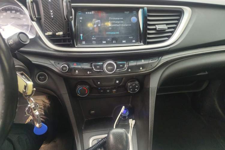 Used Buick GT 2018 18T Automatic Elite Model Audio And AC Panel
