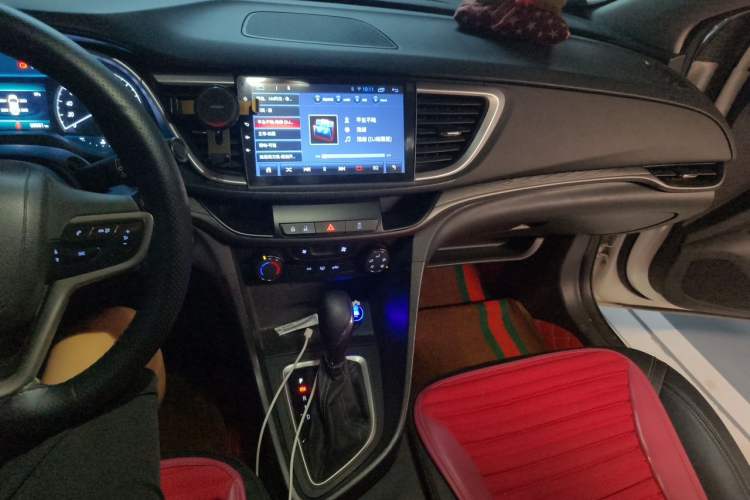 Used Buick GT 2018 18T Automatic Elite Model Audio And AC Panel