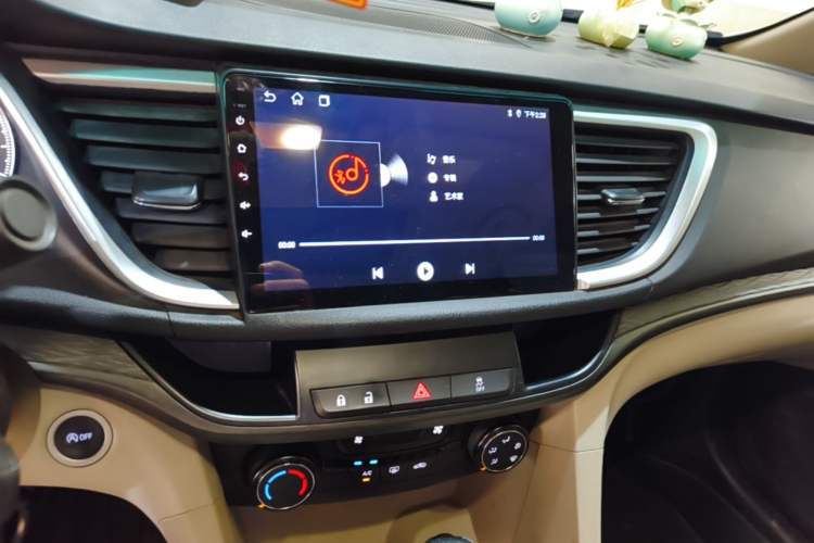 Used Buick GT 2018 15T Dual-Clutch Elite Model China V Standard Audio And AC Panel