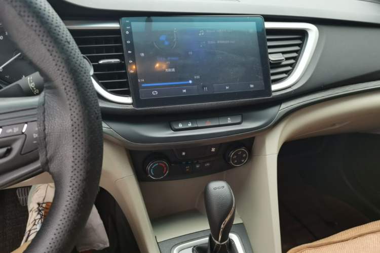 Used Buick GT 2018 15T Dual-Clutch Advanced Model China V Standard Audio And AC Panel