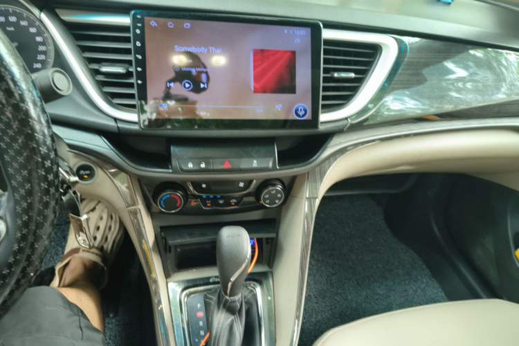 Used Buick GT 2018 15T Dual-Clutch Elite Model China V Standard Audio And AC Panel