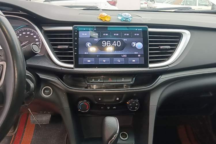 Used Buick GT 2018 18T Automatic Elite Model Audio And AC Panel