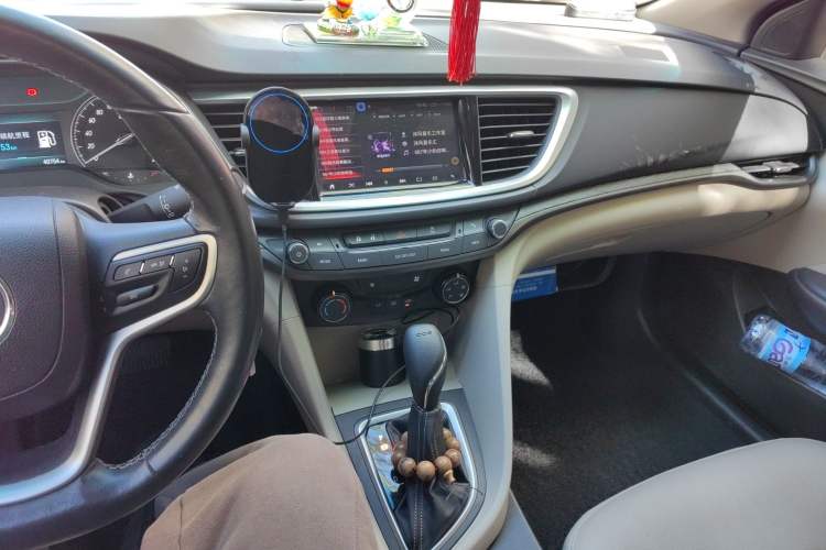 Used Buick GT 2018 15T Dual-Clutch Elite Model China V Standard Audio And AC Panel