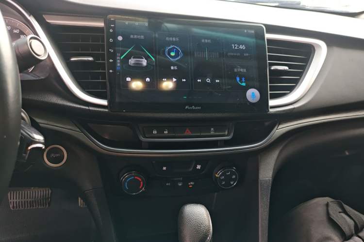 Used Buick GT 2018 18T Automatic Elite Model Audio And AC Panel