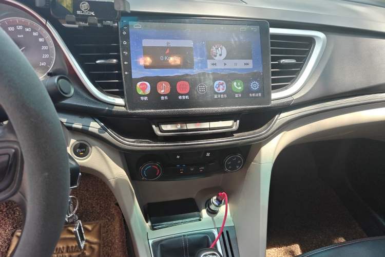 Used Buick GT 2018 15T Manual Entry-Level Version China V Standard Audio And AC Panel