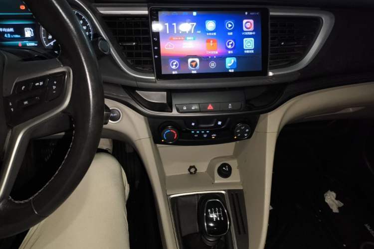 Used Buick GT 2018 15T Manual Elite Version China V Standard Audio And AC Panel