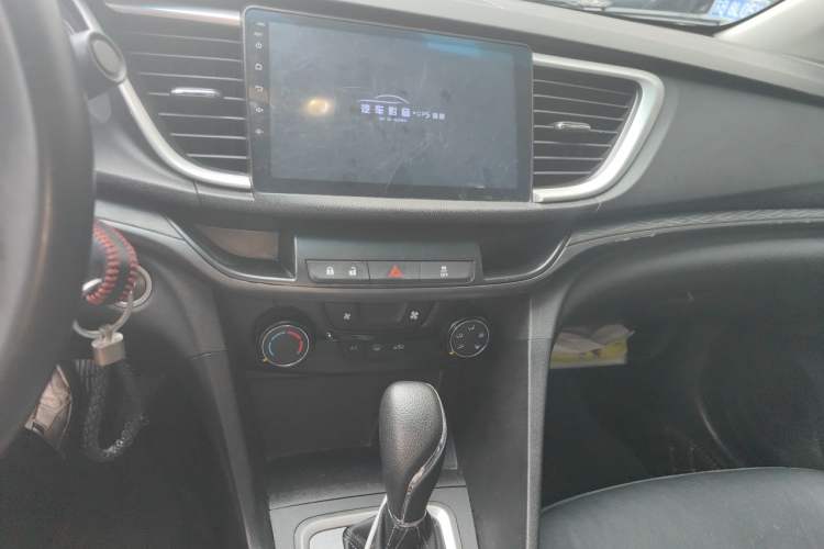 Used Buick GT 2018 18T Automatic Elite Model Audio And AC Panel