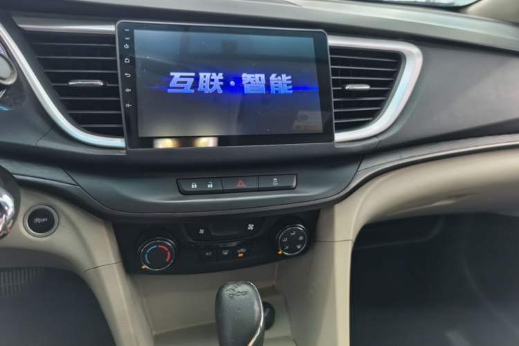 Used Buick GT 2018 15T Dual-Clutch Elite Model China V Standard Audio And AC Panel