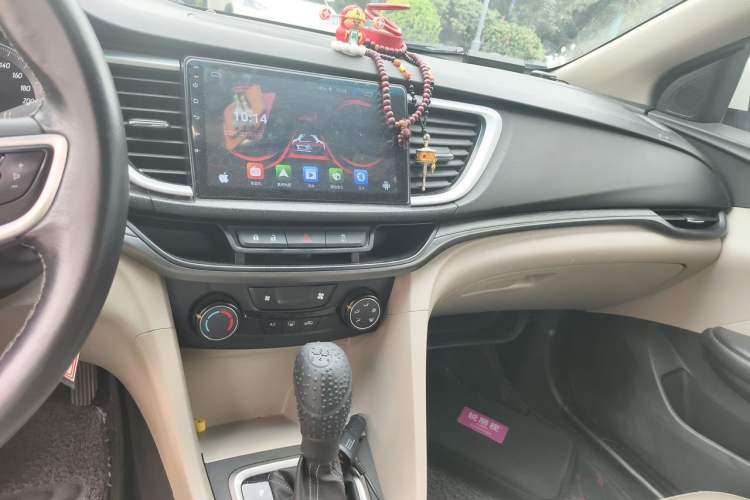 Used Buick GT 2018 15T Dual-Clutch Elite Model China V Standard Audio And AC Panel