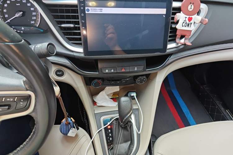 Used Buick GT 2018 15T Dual-Clutch Elite Model China V Standard Audio And AC Panel