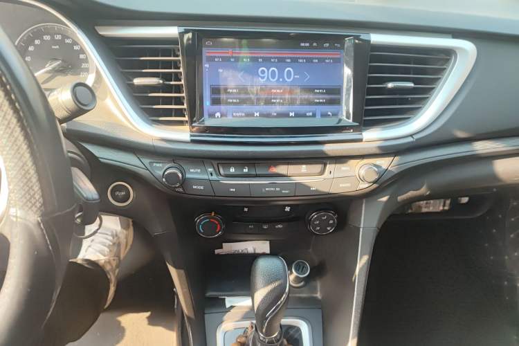 Used Buick GT 2018 18T Automatic Elite Model Audio And AC Panel