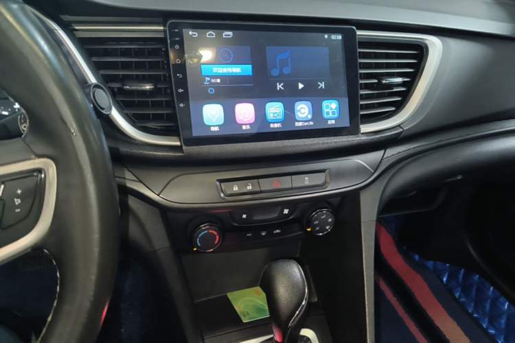 Used Buick GT 2018 18T Automatic Elite Model Audio And AC Panel
