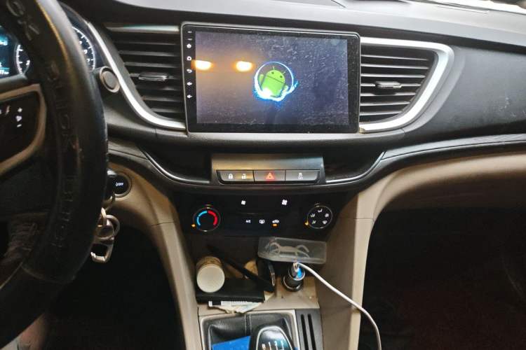 Used Buick GT 2018 15T Manual Elite Version China V Standard Audio And AC Panel