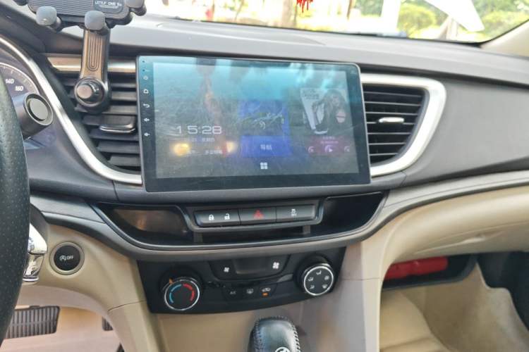 Used Buick GT 2018 15T Dual-Clutch Elite Model China V Standard Audio And AC Panel