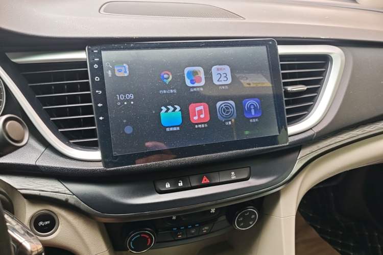 Used Buick GT 2018 15T Dual-Clutch Advanced Model China V Standard Audio And AC Panel