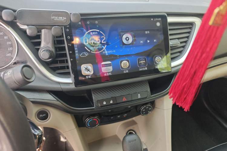 Used Buick GT 2018 15T Dual-Clutch Advanced Model China V Standard Audio And AC Panel