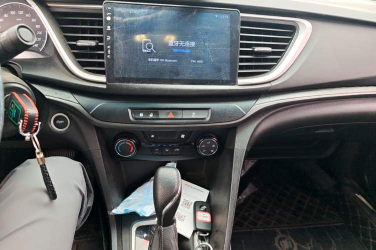 Used Buick GT 2018 18T Automatic Elite Model Audio And AC Panel