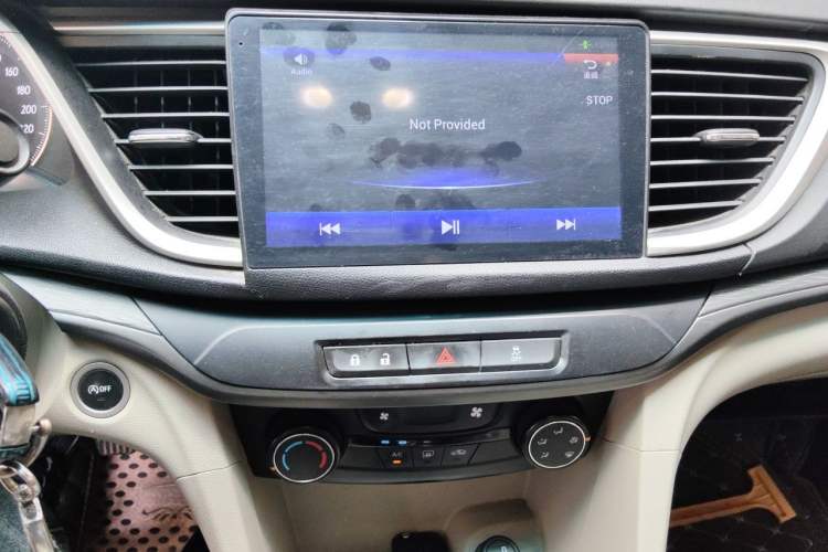 Used Buick GT 2018 15T Manual Elite Version China V Standard Audio And AC Panel
