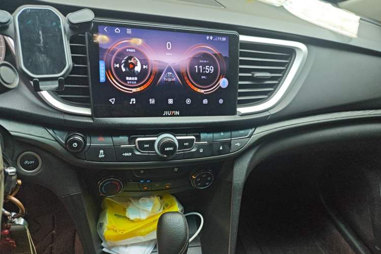 Used Buick GT 2018 18T Automatic Elite Model Audio And AC Panel