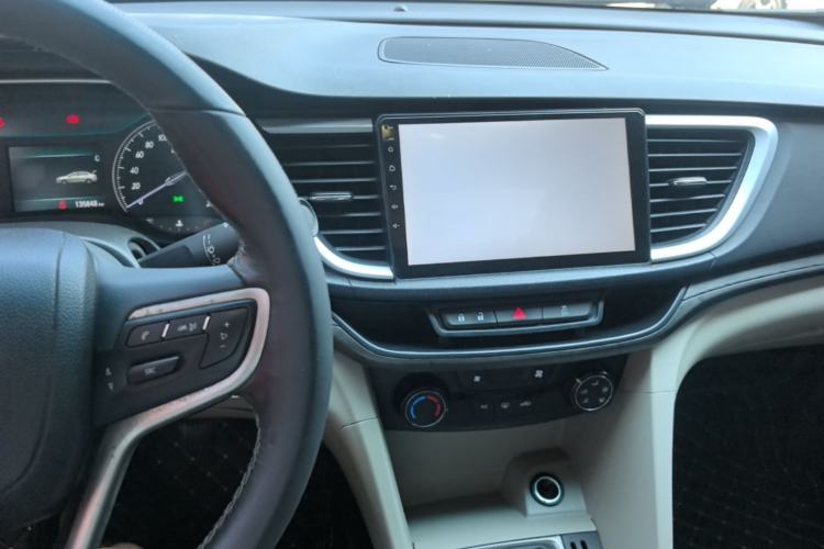 Used Buick GT 2018 15T Manual Elite Version China V Standard Center Console
