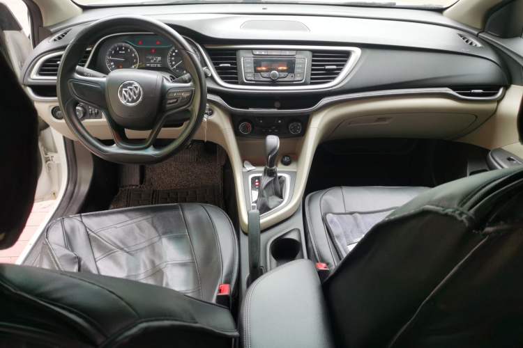 Used Buick GT 2018 15T Dual-Clutch Advanced Model China V Standard Center Console