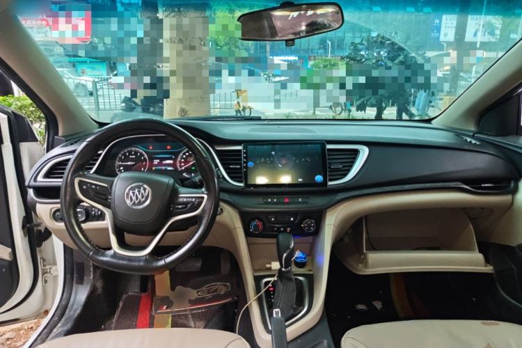 Used Buick GT 2018 15T Dual-Clutch Elite Model China V Standard Center Console
