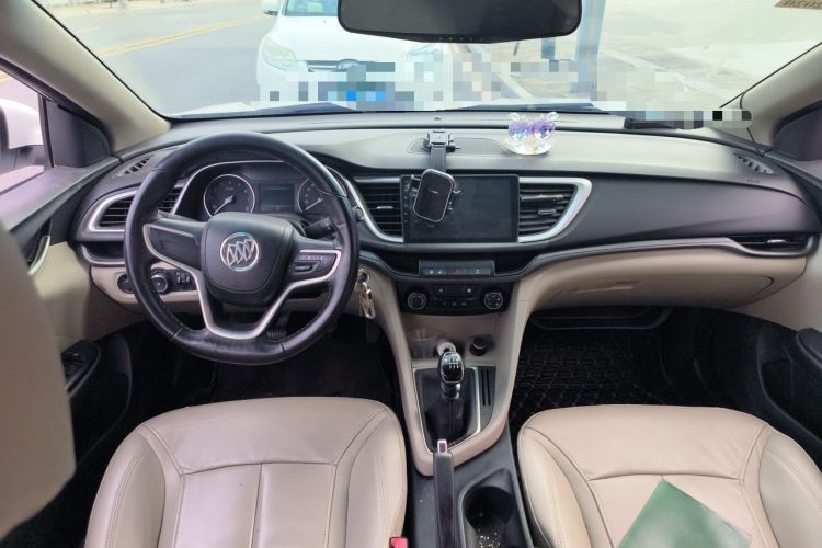 Used Buick GT 2018 15T Manual Elite Version China V Standard Center Console