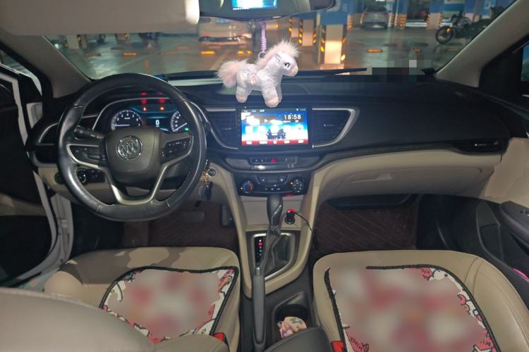 Used Buick GT 2018 15T Dual-Clutch Elite Model China V Standard Center Console